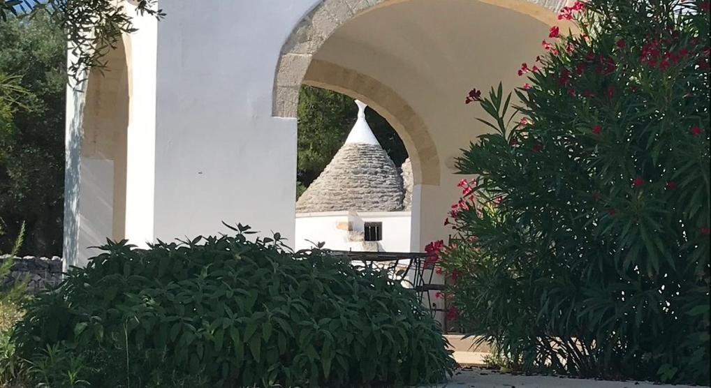 Traditional Trullo With Private Pool Near Ostuni Villa Екстериор снимка