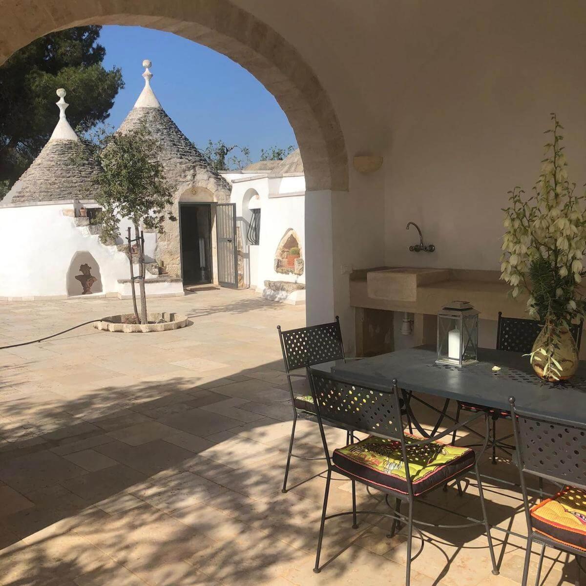 Traditional Trullo With Private Pool Near Ostuni Villa Екстериор снимка