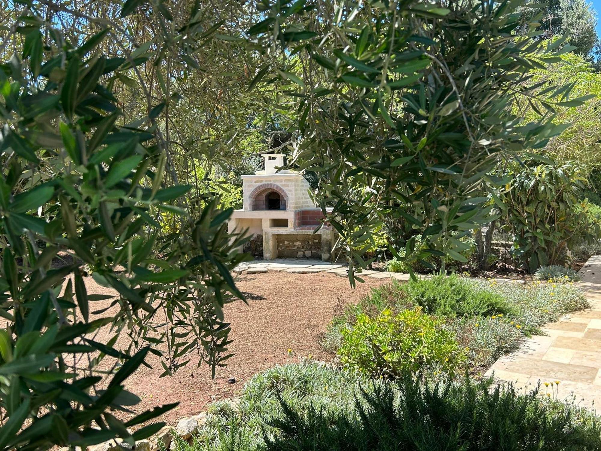 Traditional Trullo With Private Pool Near Ostuni Villa Екстериор снимка